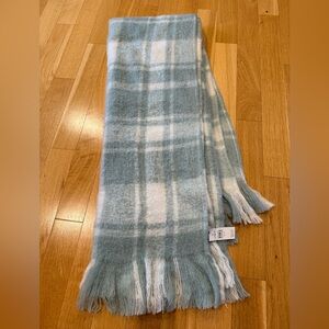 NWT LOFT Soft Blue and White throw blanket